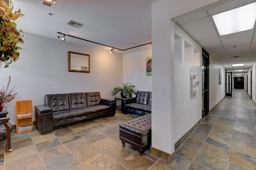 More Photos Of 2400 N Tenaya Way, Las Vegas Office For Lease