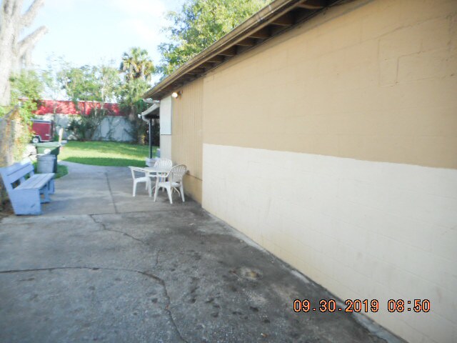 More Photos Of 330 Madison Ave, Daytona Beach Bar For Sale