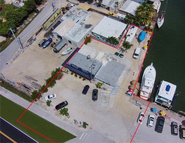 More Photos Of 1240 Overseas Hwy, Marathon Restaurant For Sale