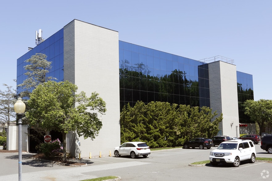 More Photos Of 1501 Hamburg Tpke, Wayne Medical For Lease