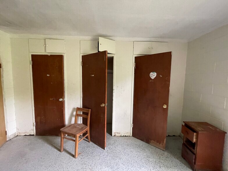 More Photos Of 311 E Bryant St, Enfield Assisted Living For Sale
