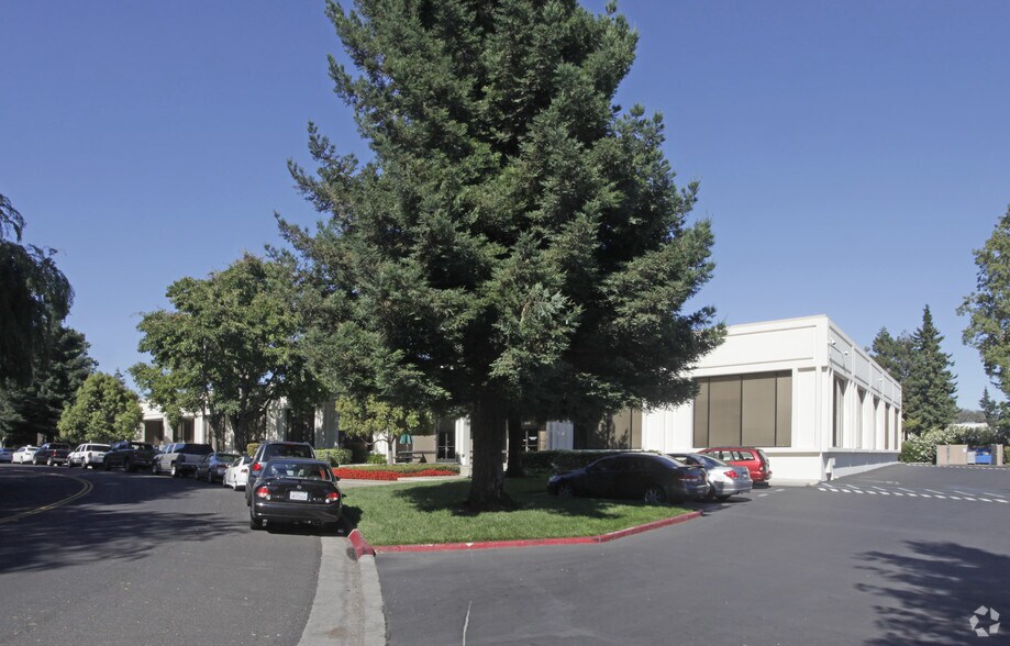 More Photos Of 321-333 Soquel Way, Sunnyvale Research And Development For Lease