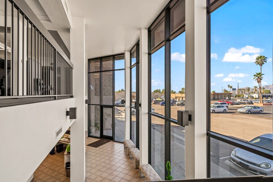 More Photos Of 6992 E Broadway Blvd, Tucson Office For Sale
