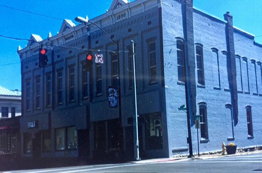Primary Photo Of 201-205 E 9th St, Hopkinsville Bank For Lease