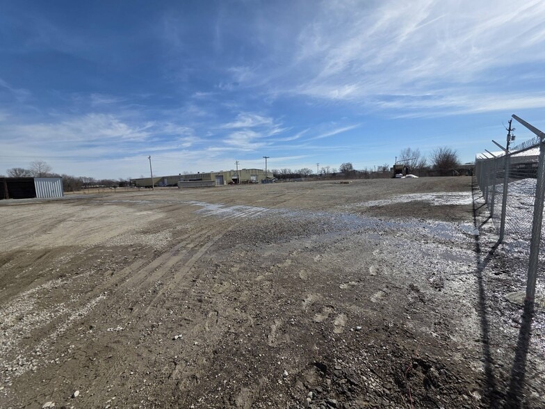 More Photos Of 24035 Amah Pky, Claremore Land For Lease