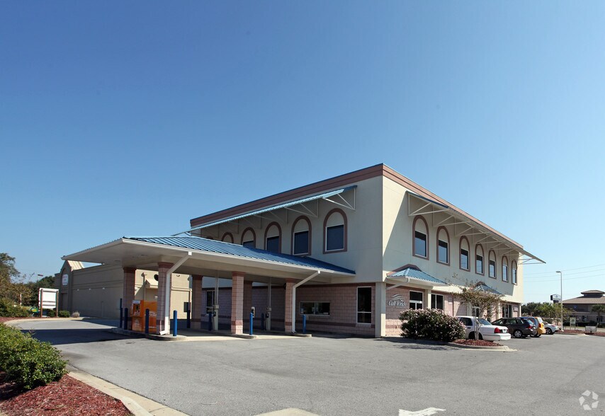 Primary Photo Of 1300 Shoreline Dr, Gulf Breeze Medical For Lease
