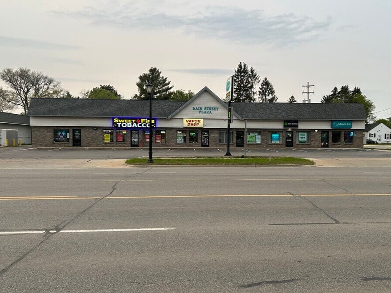 Primary Photo Of 604 W Main St, Gaylord Office For Lease