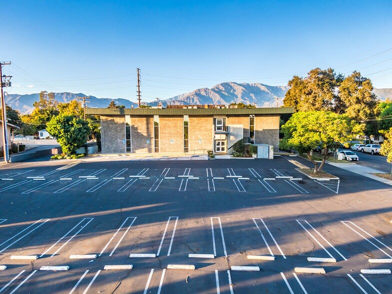 More Photos Of 360 E 7th St, Upland Medical For Lease