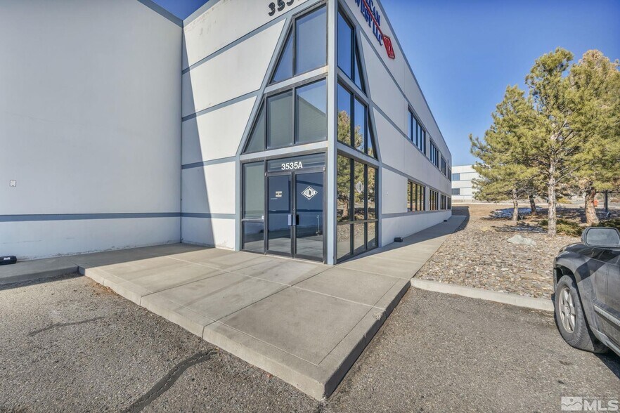 More Photos Of 3535 Arrowhead Dr, Carson City Manufacturing For Lease