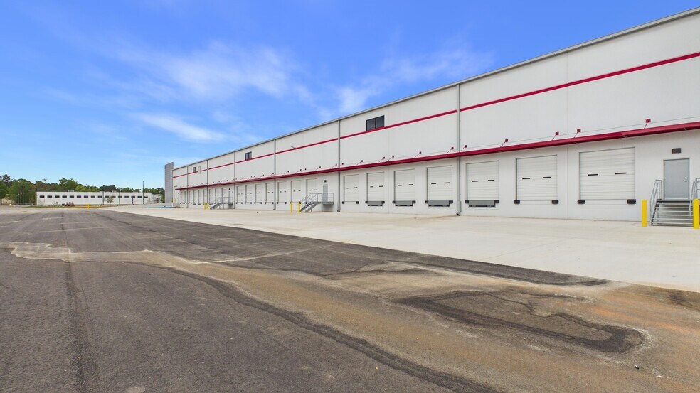 More Photos Of 179 Quality Dr, Summerville Unknown For Lease