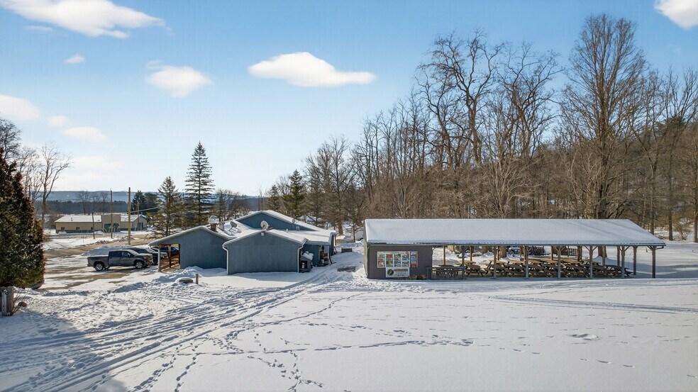 More Photos Of 2862 Guyanoga Rd, Branchport General Retail For Sale
