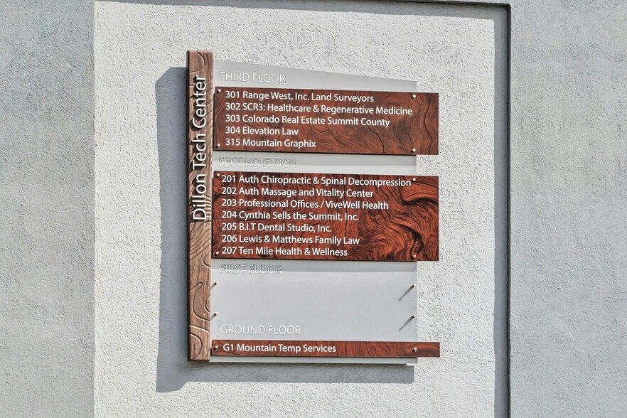 More Photos Of 114 Village Pl, Dillon Office For Lease