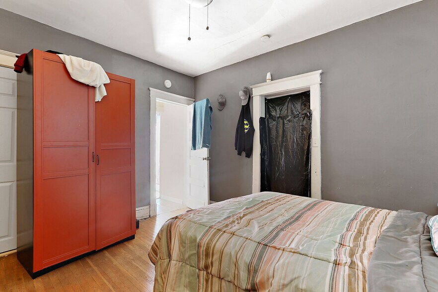 More Photos Of 2519 Liberty Heights Ave, Baltimore Apartments For Sale