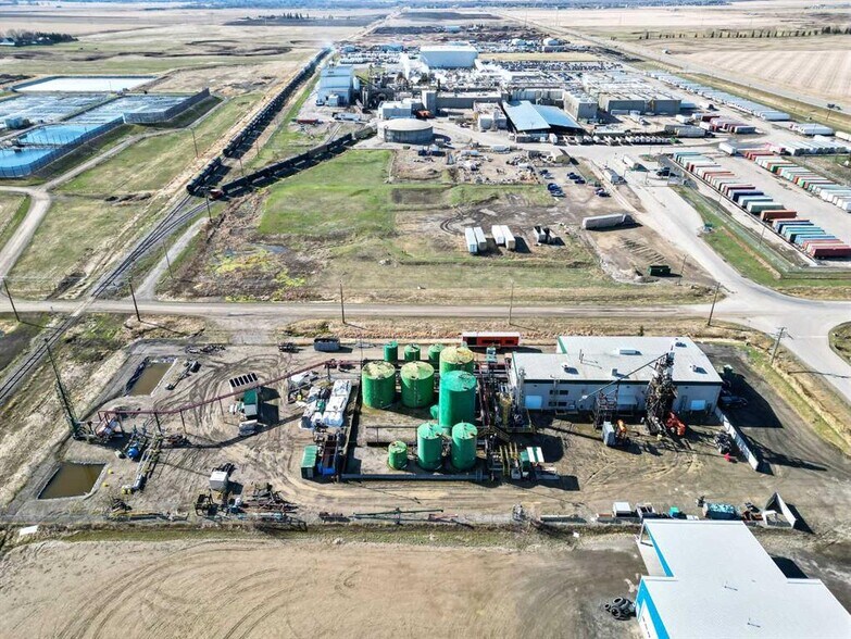 More Photos Of 450254 82 St E, Foothills No 31 Warehouse For Sale