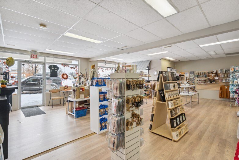 More Photos Of 227-231 3rd Ave, Strathmore Storefront Retail Residential For Lease