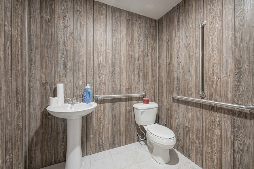 More Photos Of 461 Three Bridge Rd, Newfield Industrial For Sale