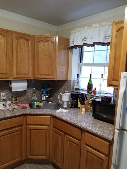 More Photos Of 10407 Otis Ave, Corona Apartments For Sale