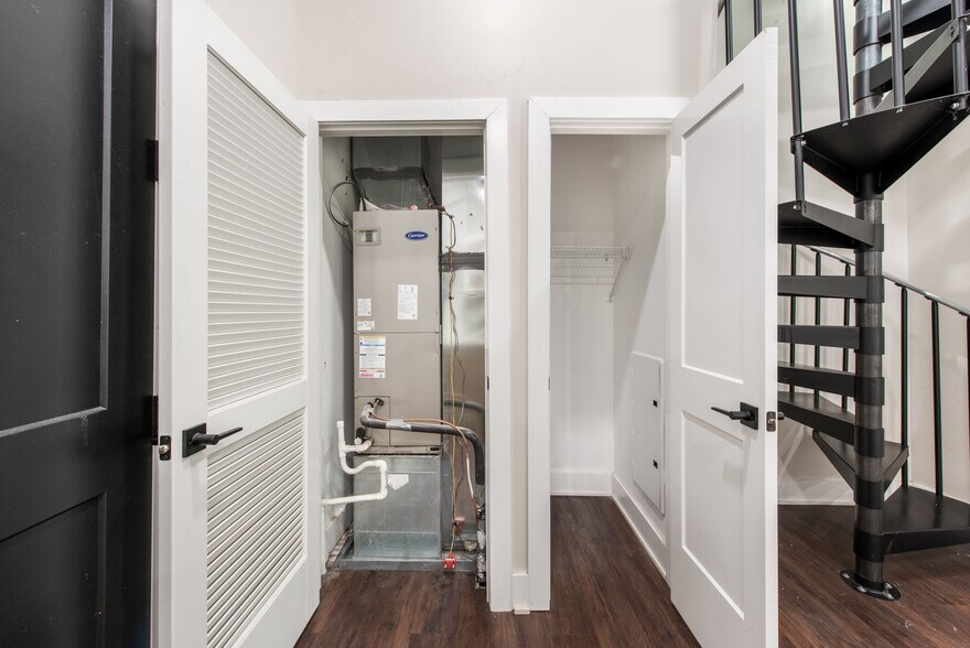 More Photos Of 5250 Wayne Ave, Philadelphia Apartments For Sale