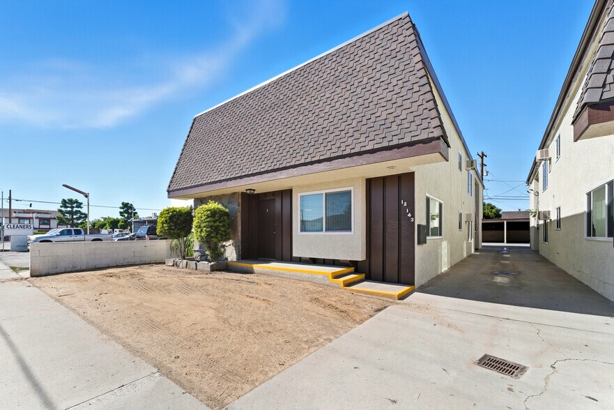 More Photos Of 12143 Downey Ave, Downey Apartments For Sale
