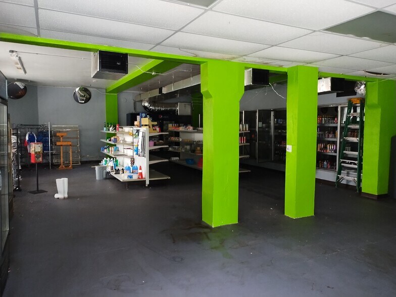 More Photos Of 1700 US Highway 17 N, Seville Convenience Store For Sale