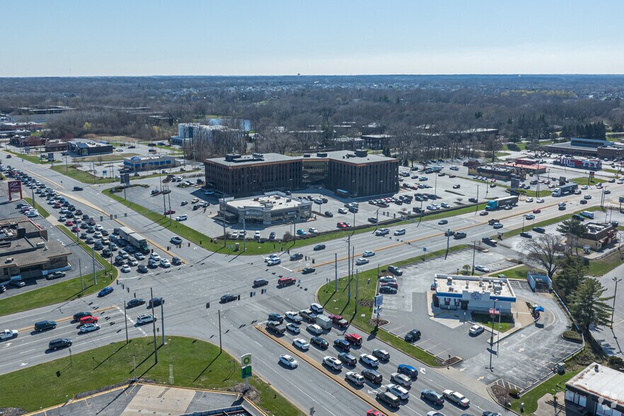 More Photos Of 833 W Lincoln Hwy, Schererville Office For Sale