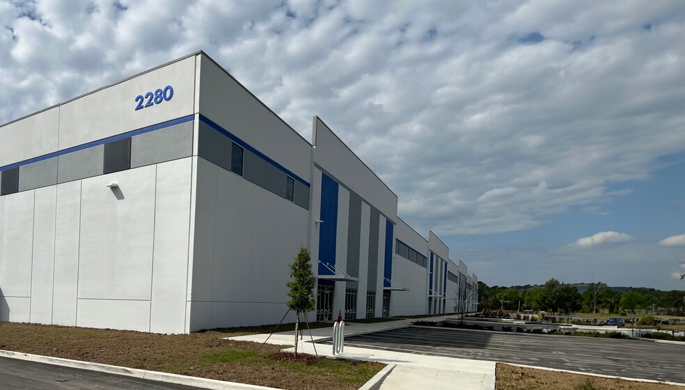 More Photos Of 2280 Lane Ave N, Jacksonville Unknown For Lease