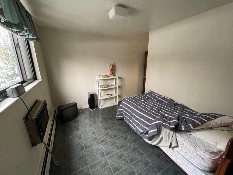 More Photos Of 232 S Home Ave, Pittsburgh Specialty For Sale