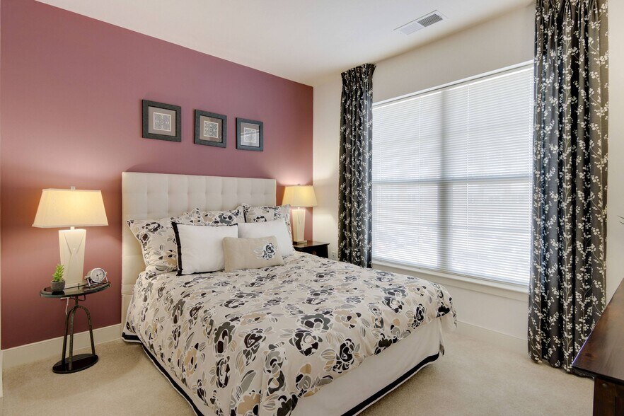 More Photos Of 5760 Dow Ave, Alexandria Apartments For Lease