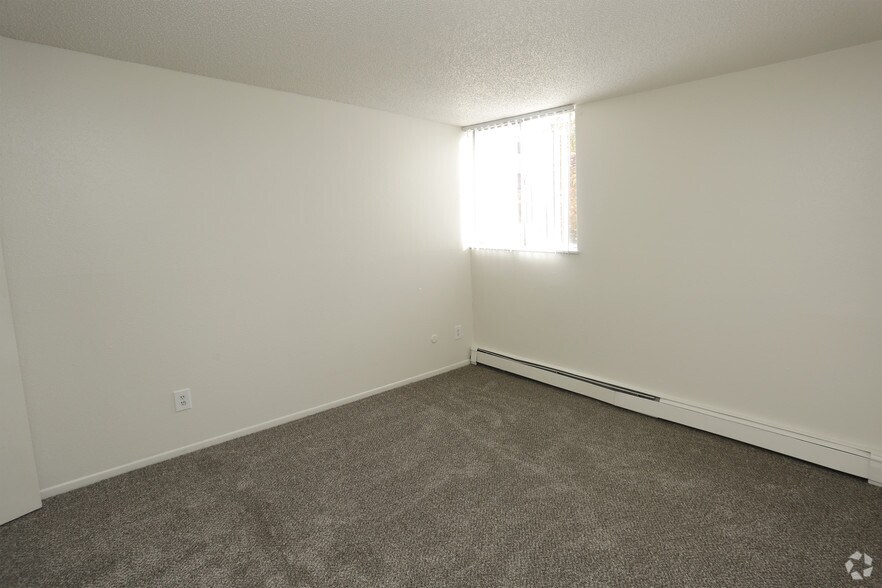 More Photos Of 2025 Jerry Murphy Rd, Pueblo Apartments For Sale