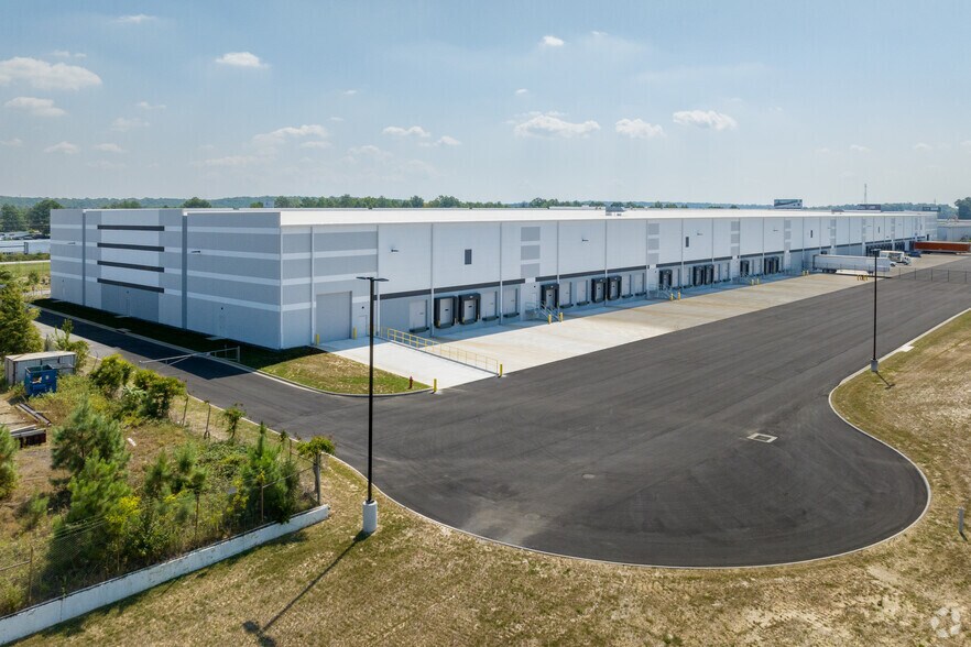 More Photos Of 2301 Commerce Rd, Richmond Unknown For Lease