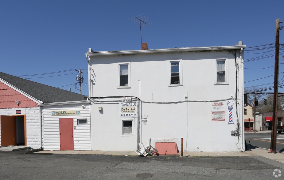 More Photos Of 86-88 W Main St, Smithtown Storefront Retail Residential For Lease