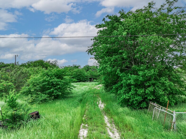 More Photos Of 3206 E Quinlan Pky, Quinlan Land For Lease