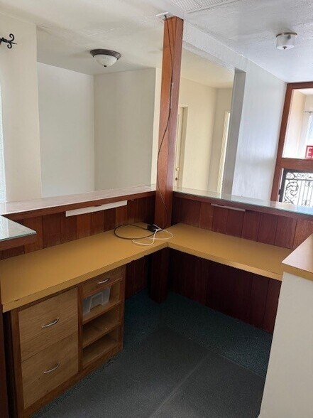 More Photos Of 2151 Santa Clara Ave, Alameda Office For Lease