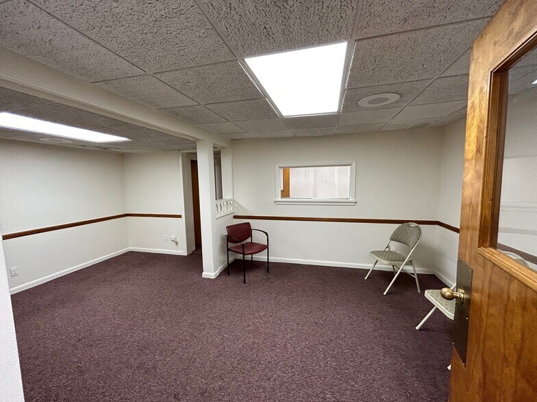 More Photos Of 450 Bay Ridge Pky, Brooklyn Office Residential For Lease