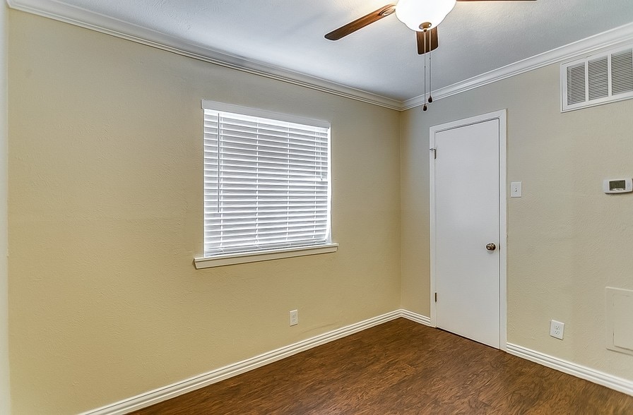 More Photos Of 1516 Annex Ave, Dallas Apartments For Sale