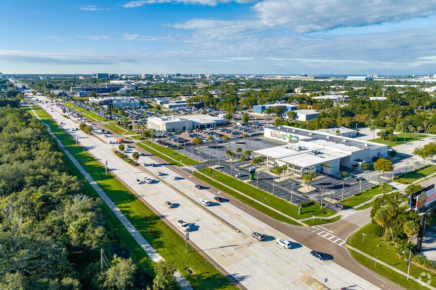 More Photos Of 4636 N Dale Mabry Hwy, Tampa Auto Dealership For Sale