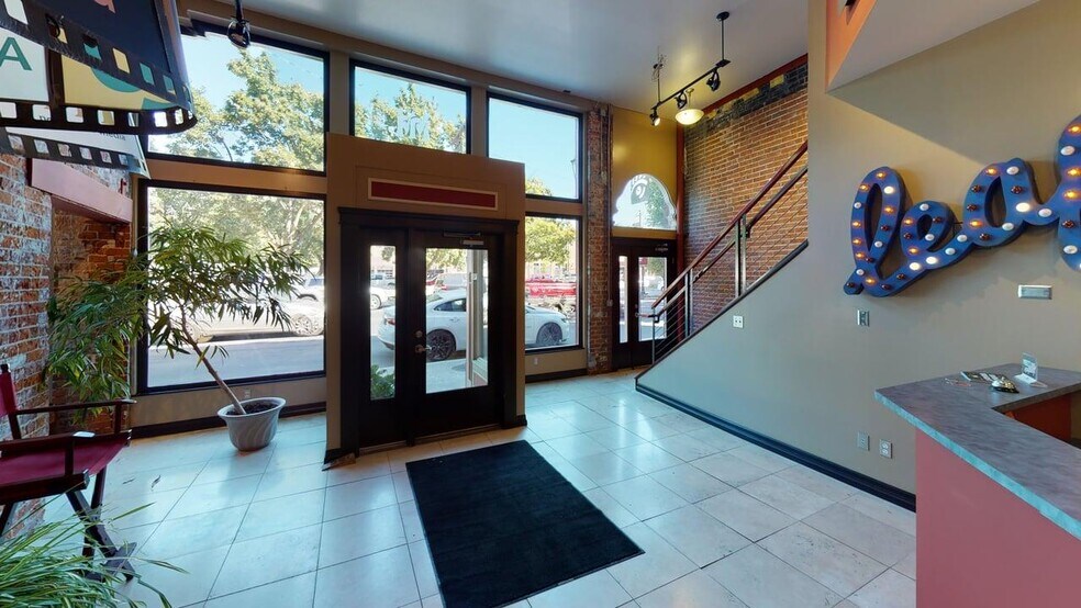 More Photos Of 208 Main St, Lewiston Loft Creative Space For Sale