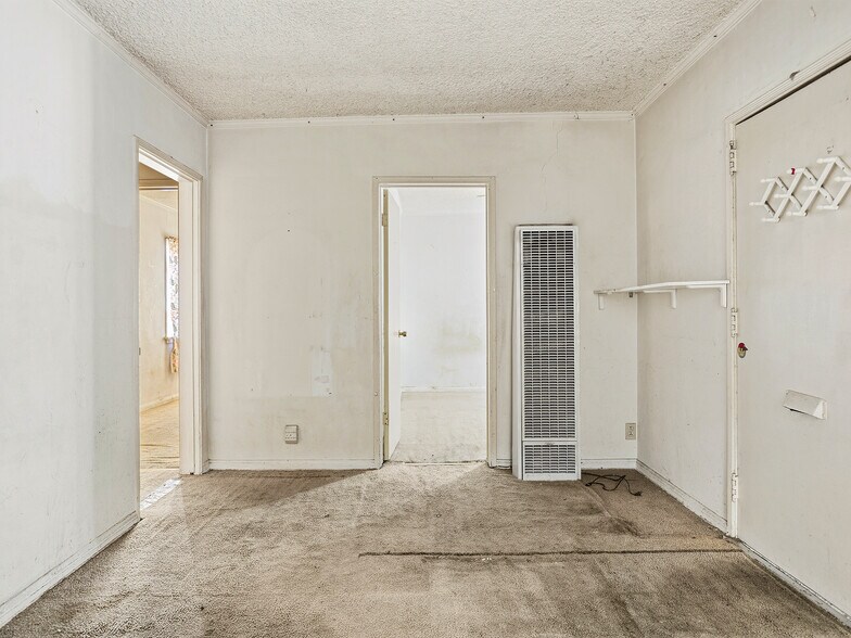 More Photos Of 1218 N Hollywood Way, Burbank Multifamily For Sale