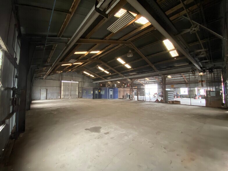 More Photos Of 4501 Baldwin Blvd, Corpus Christi Warehouse For Lease