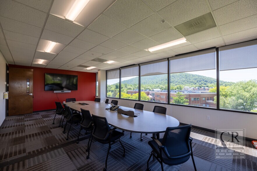 More Photos Of 300 Westage Business Center Dr, Fishkill Office For Lease