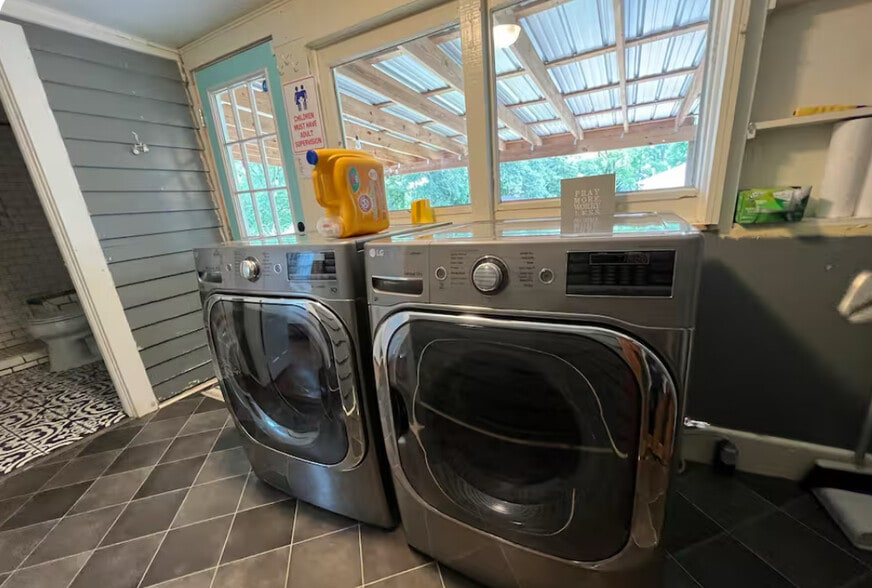 More Photos Of 308 N Main St, Travelers Rest Office For Sale