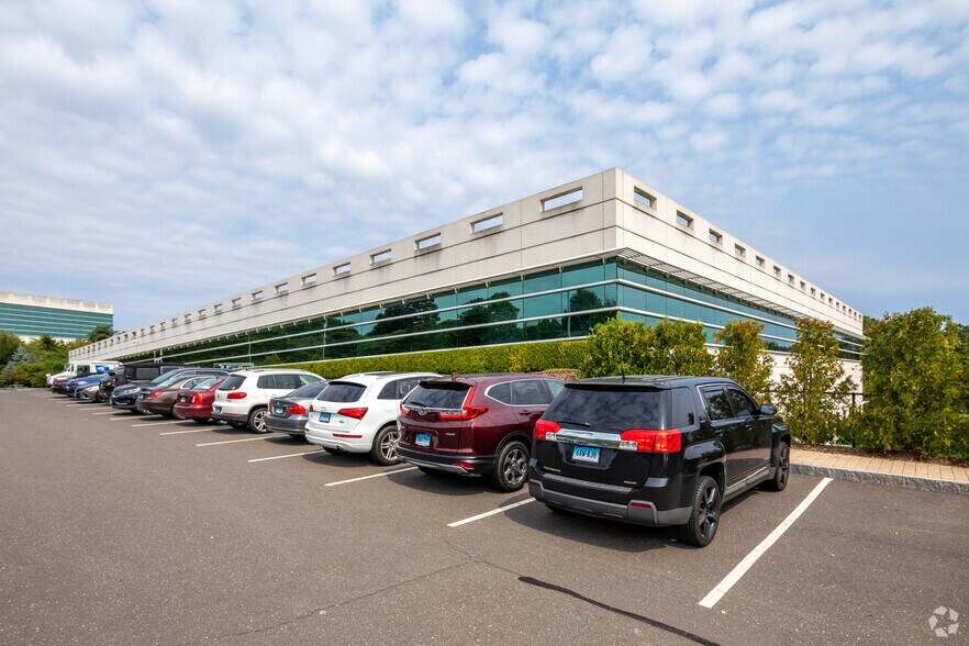 More Photos Of 50 Waterview Dr, Shelton Research And Development For Lease