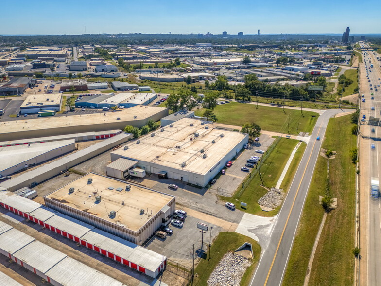 More Photos Of 6580 E Skelly Dr, Tulsa Manufacturing For Sale