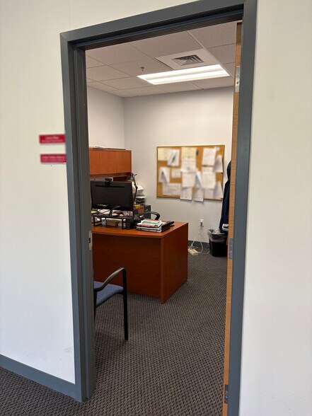 More Photos Of 5 Dan Rd, Canton Manufacturing For Lease