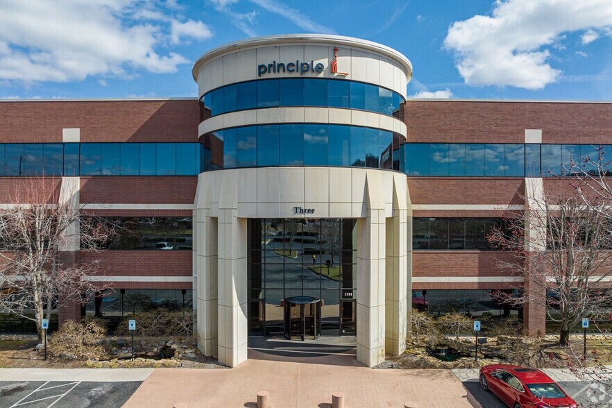 More Photos Of 2095 Lakeside Centre Way, Knoxville Office For Lease
