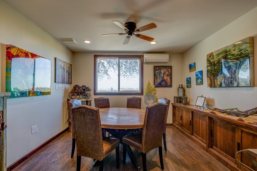 More Photos Of 7449 Fairplay Rd, Somerset Specialty For Sale