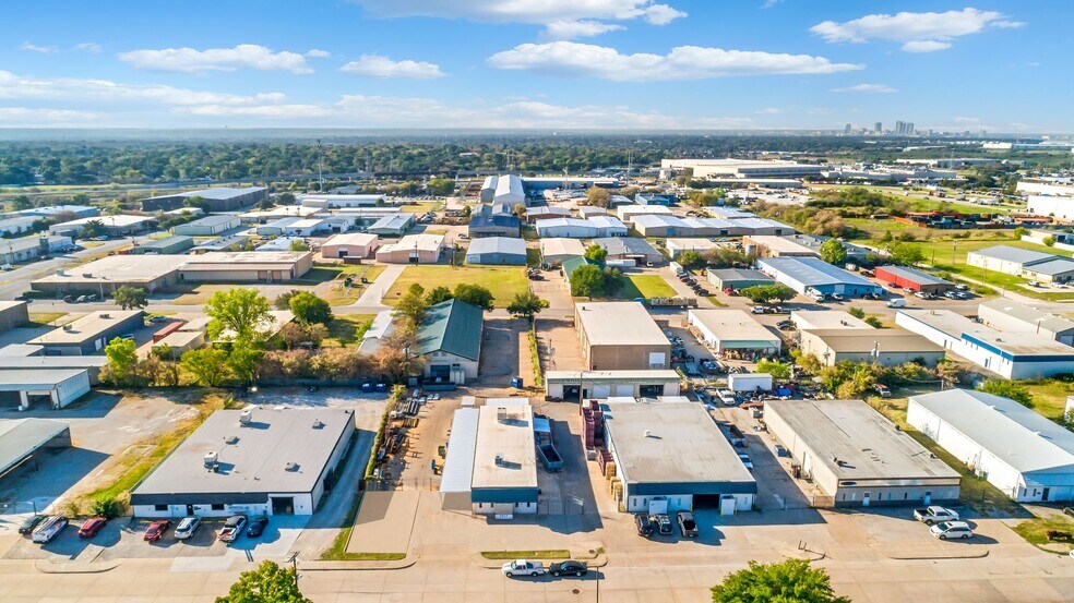 More Photos Of 4201 Clay Ave, Haltom City Warehouse For Lease