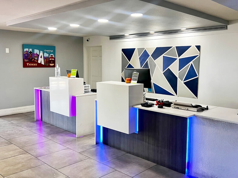 More Photos Of 11033 W Gateway Blvd, El Paso Hotel For Sale