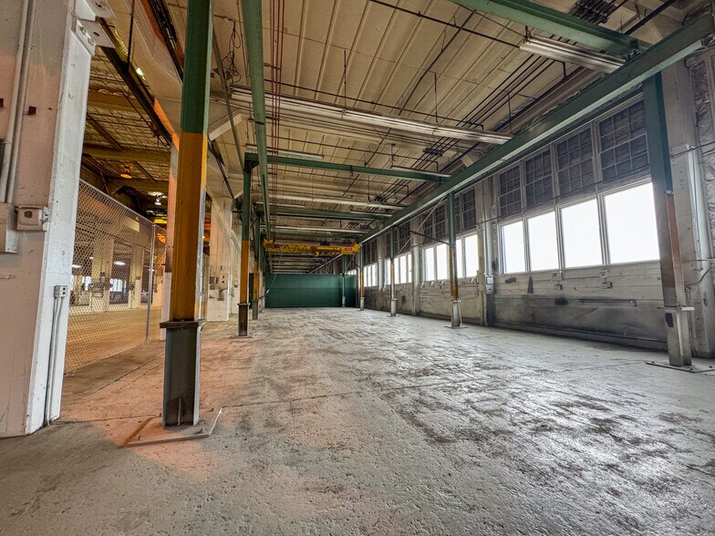 More Photos Of 520 Garnet St, Tooele Warehouse For Lease