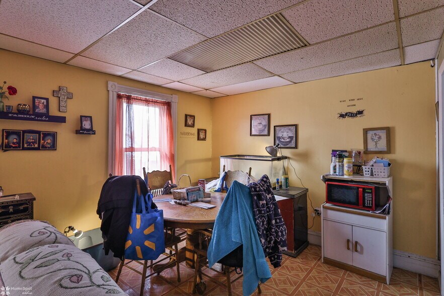 More Photos Of 1037 W Turner St, Allentown Multifamily For Sale